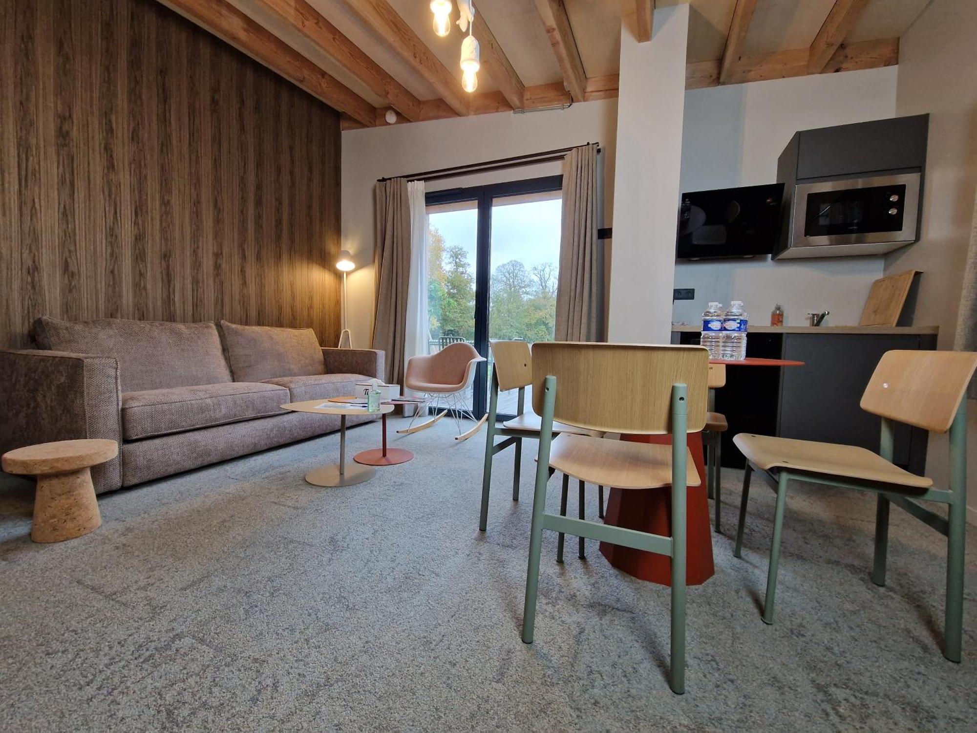 Domaine De L'Epau Eco-Resort Yvré-lʼÉvêque Exteriér fotografie